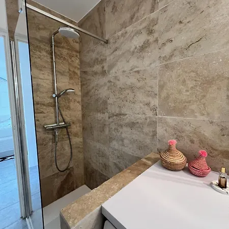 Holiday home Superbe Maison Avec Piscine Monticello