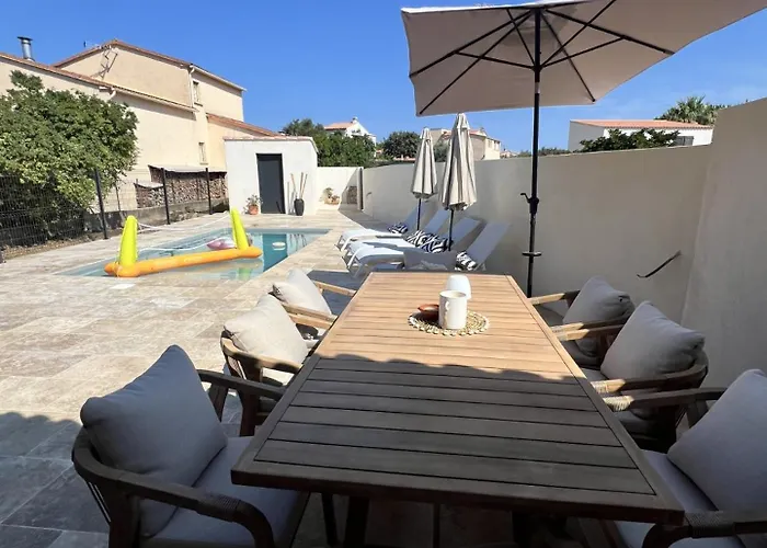 Дом отдыха Superbe Maison Avec Piscine Монтичелло